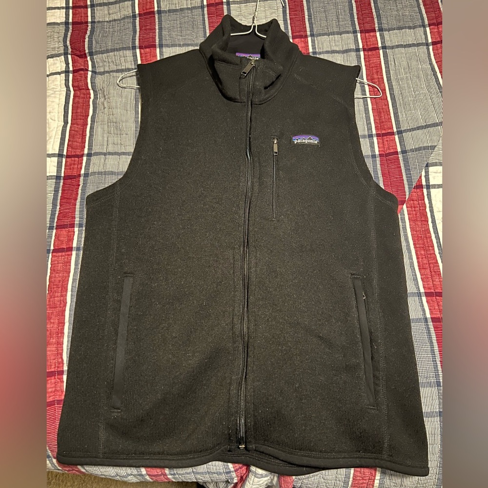 Men’s Patagonia vest!